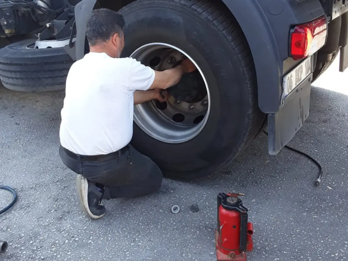 Sincik Oto Lastikçi